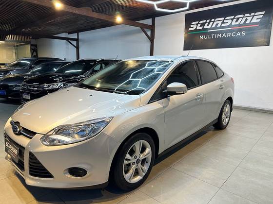 FORD FOCUS 2.0 S SEDAN 16V FLEX 4P POWERSHIFT